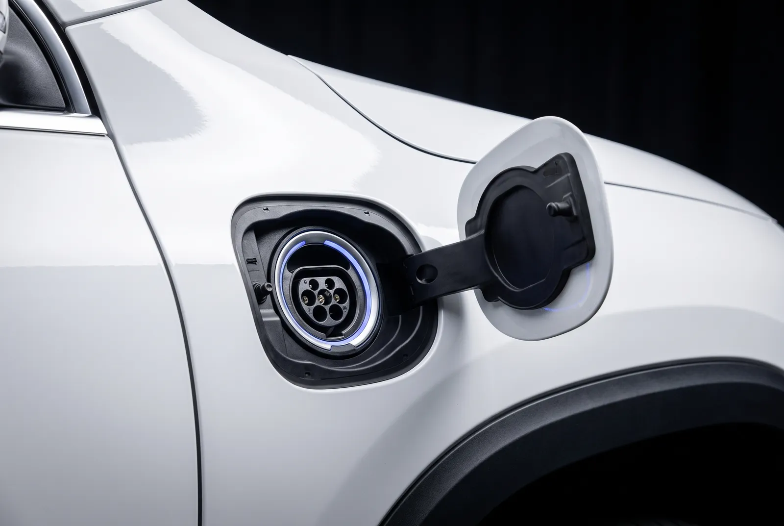 Detail van een Mercedes-Benz EQA